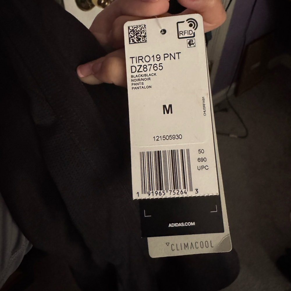 Adidas tiro pants size M brand New with tag